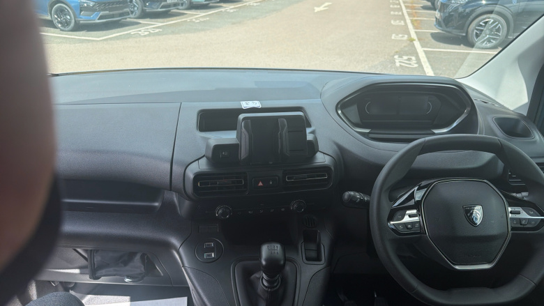 Peugeot Partner Standard Diesel 1.5 BlueHDi 100 Professional Van